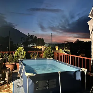 https://jireh.guatemalaantiguahotels.com